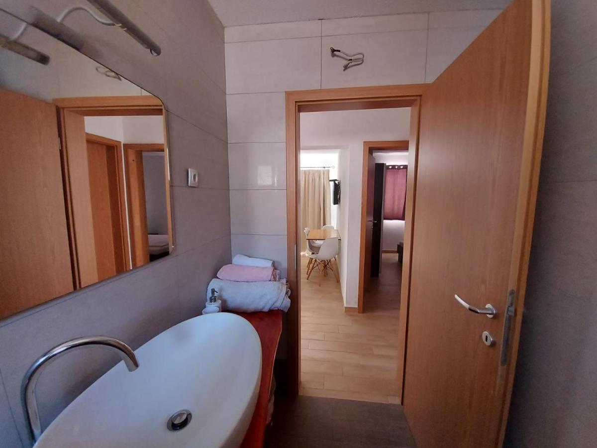 Frane Apartment Zavalatica Exteriér fotografie